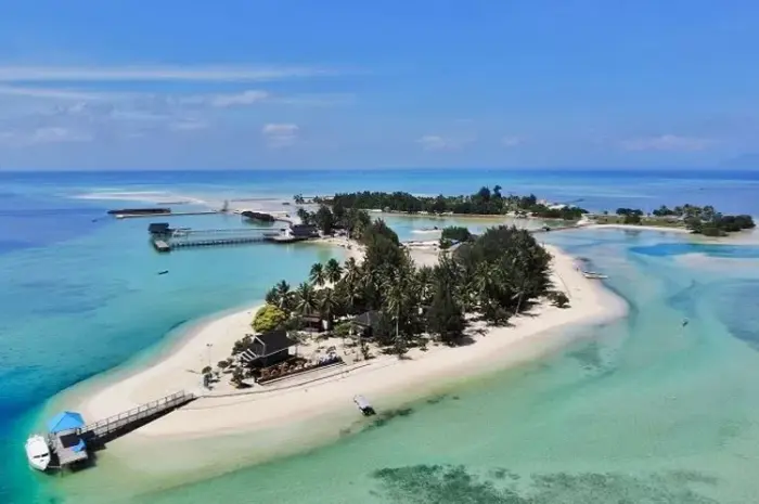 Must-Visit Destinations in Southeast Sulawesi Combining Natural Beauty and Local Culture